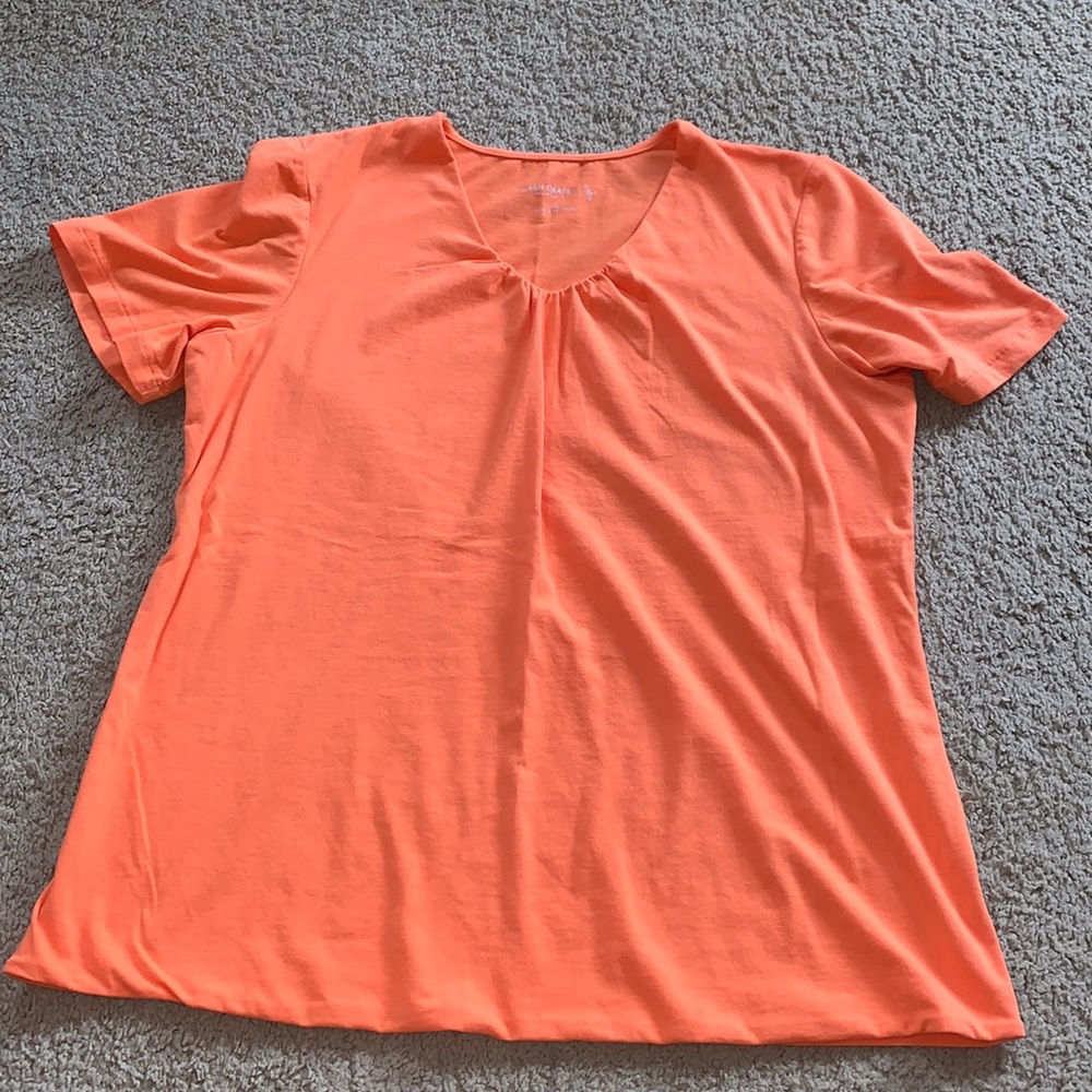 5/$25❗️susan Graver Vibrant Orange double front tee size M